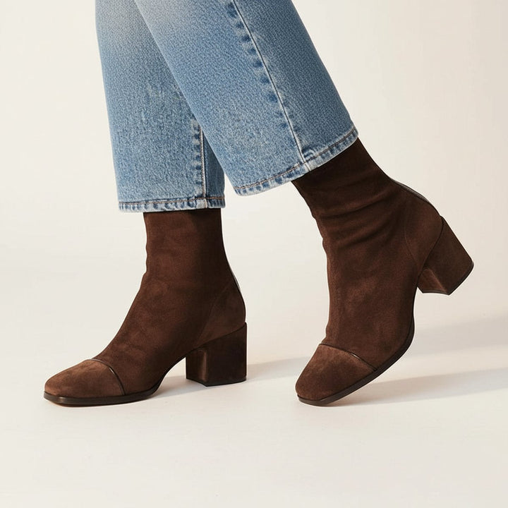 Freya | Stilvolle Stiefeletten mit eckiger Zehenpartie und Blockabsatz