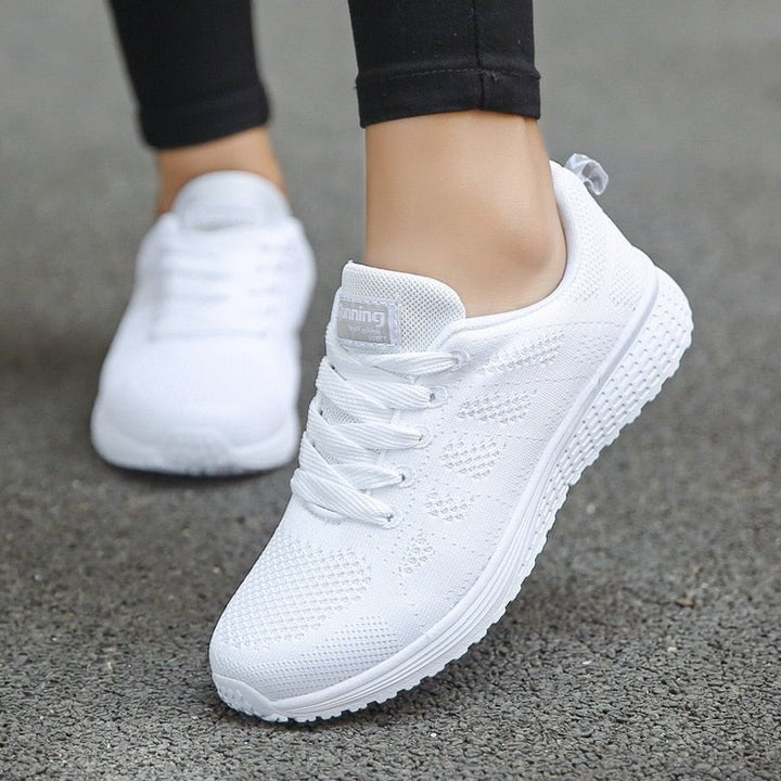 Sarah | Sneakers ortopediche con lacci, alla moda e traspiranti