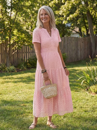Emily | Modernes und feminines Baumwoll-Midikleid mit Lochstickerei