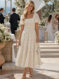 Eva | Leichtes und feminines Midikleid mit floraler Struktur