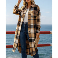 Martina | Klassischer und stilvoller, langer karierter Trenchcoat