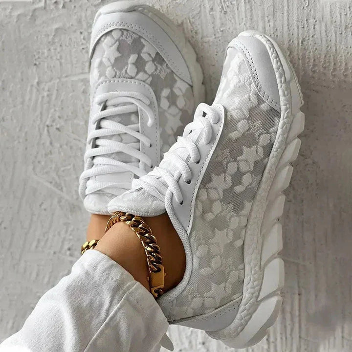 Emma | Relaxed And Breathable Orthopedic Mesh Slip-On Sneakers