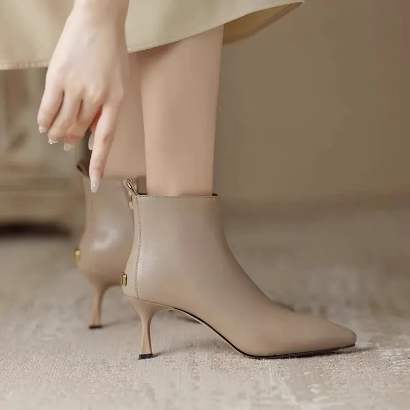 Maja | Luxe Kitten Boots 5