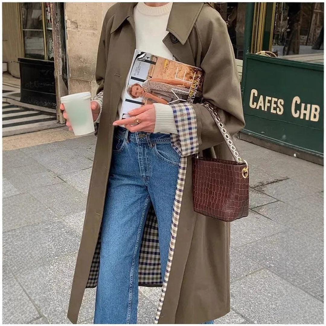 Laura | Chic and Comfortable Oversized Checked Trench Coat